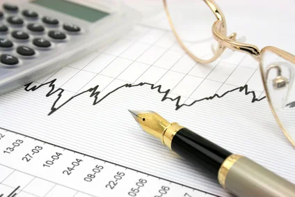 Financial modeling and valuation of energy companies and assets